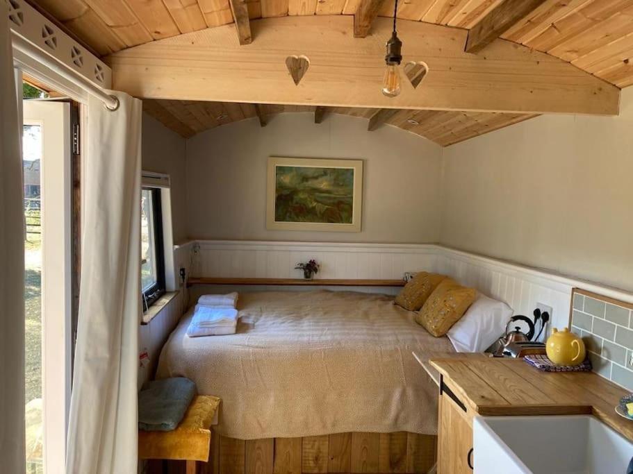 Graffham Aspen Leaves: The Perfect Farm Retreatヴィラ エクステリア 写真