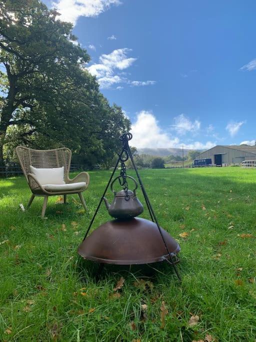 Graffham Aspen Leaves: The Perfect Farm Retreatヴィラ エクステリア 写真
