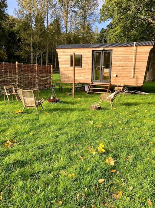Graffham Aspen Leaves: The Perfect Farm Retreatヴィラ エクステリア 写真